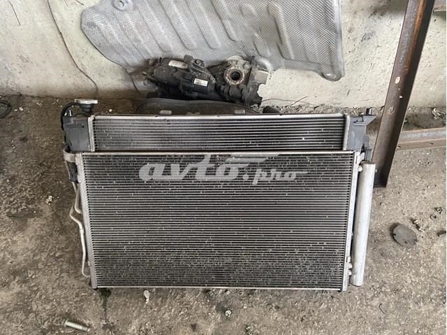 Радіатор системи охолодження кондиціонера 976063R001 HYUNDAI