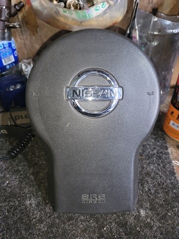 Подушка безопасности (airbag) водительская nissan navara d40 2005-2012  98510EB302