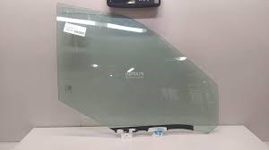 Скло пасажирських дверей BB5Z7821410A FORD