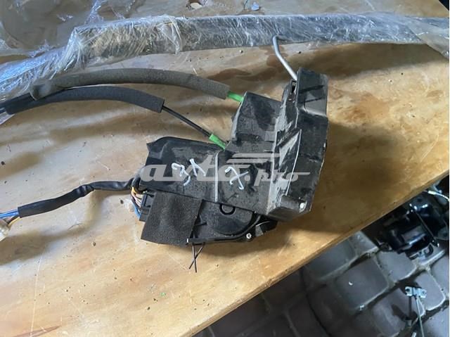 Замок задніх дверей, лівих EH1473310E MAZDA
