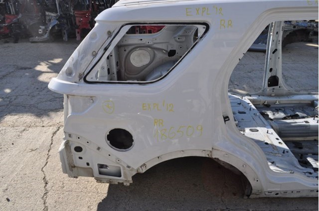 Panel body side rear / вартість доставки в україну оплачується окремо FB5Z7827840B