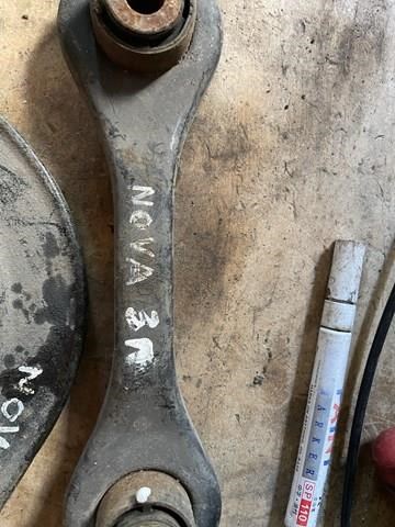 Важелі задньої підвіски GS1D28500A MAZDA