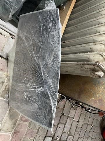 Скло задньої двері правої GS1D72511 MAZDA