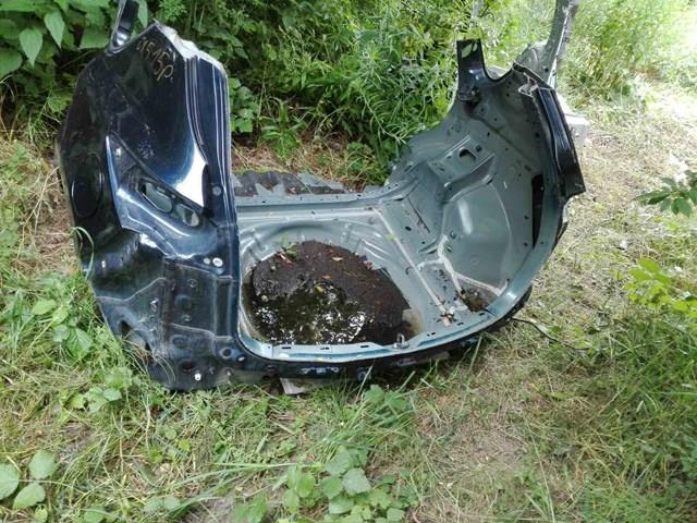 Бічна частина задні праві KDY370410C MAZDA
