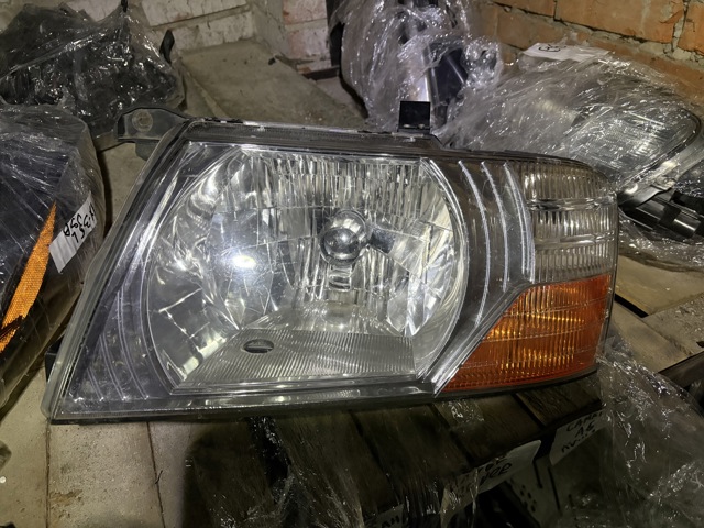 Фари MN133747 MITSUBISHI
