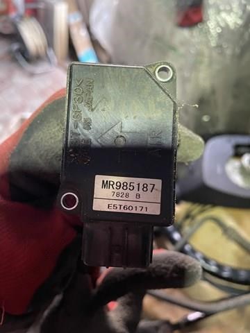 Датчик впуску повітря MR985187 MITSUBISHI