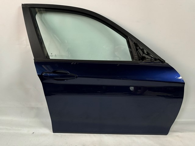 Пасажирські передні двері 41007284512 BMW