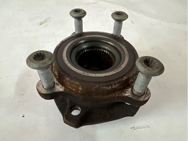 Підшипник маточини передньої 4M0498625F VAG