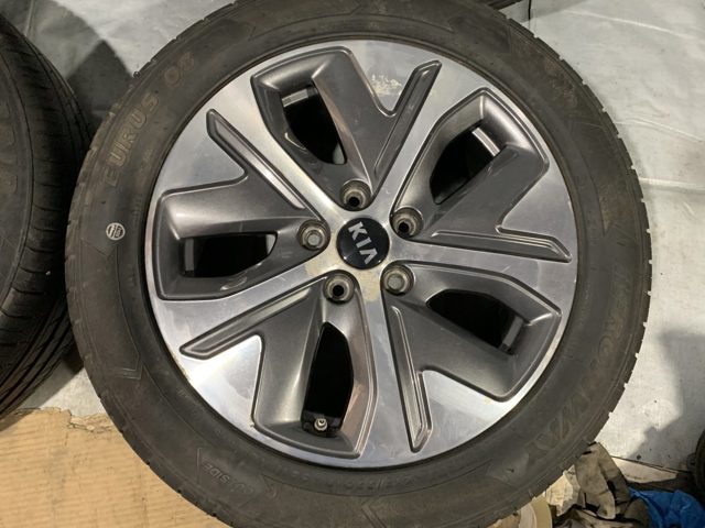 Автомобільні ковпаки 529603W200 HYUNDAI