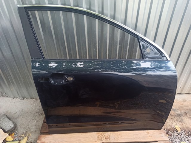 Дверка передня права 76004G5000 HYUNDAI