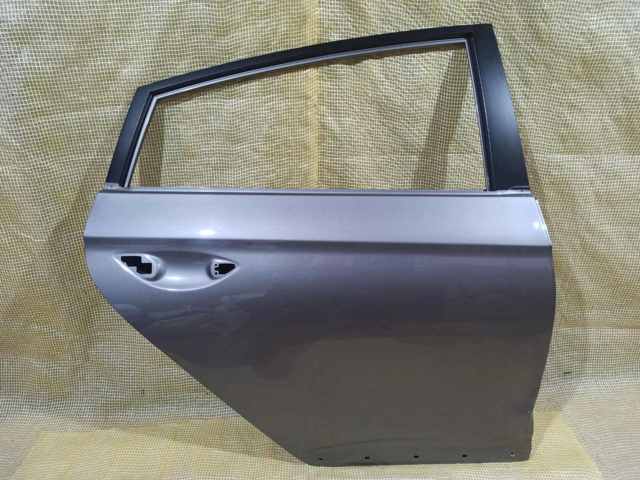 Двері задні в зборі 77004G2010 HYUNDAI