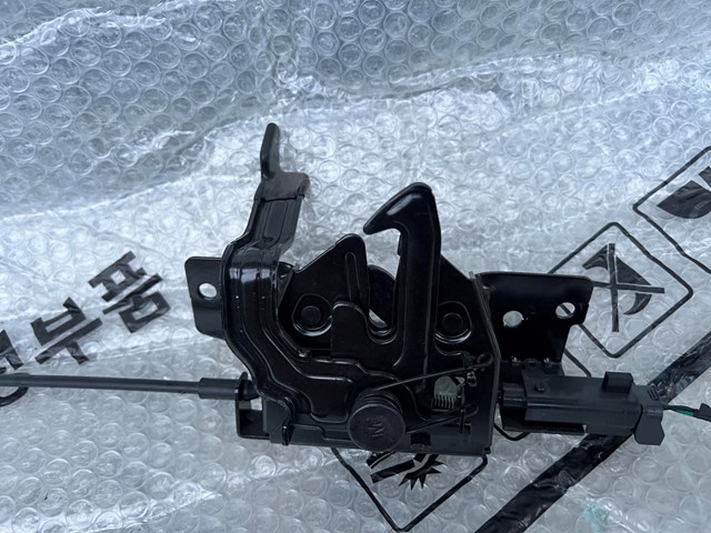 Замок кришки капота 81130G2000 HYUNDAI