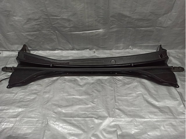 Водостік лобового скла, жабо 86150G2000 HYUNDAI