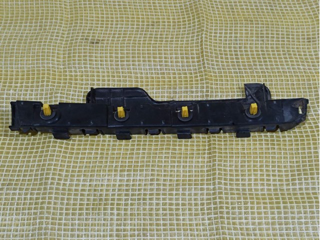 Кронштейн бампера заднього, правий 86614G2000 HYUNDAI