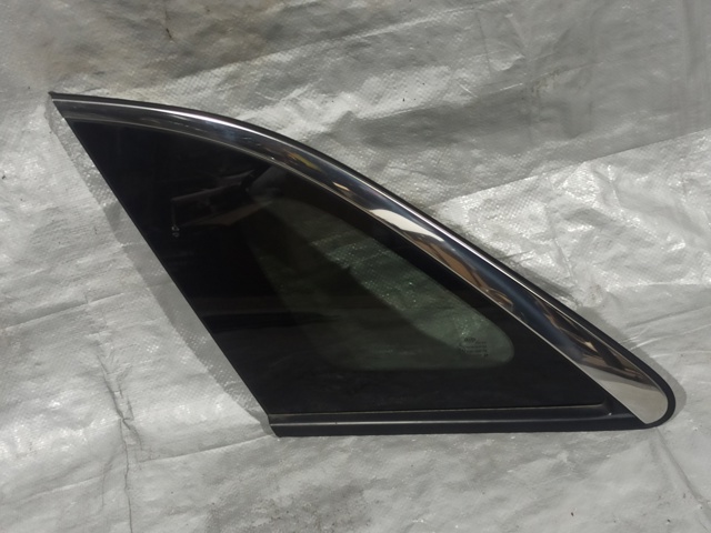 Скло кузова/багажного відсіку, ліве 87810G5030 HYUNDAI