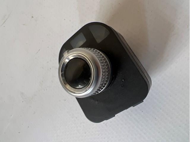 Регулятор дзеркал 8K0959565F VAG