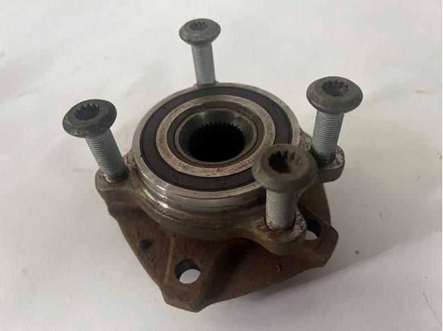 Маточина заднього колеса 8W0407625B VAG