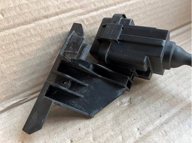 Коробка запобіжників 8W0937124A VAG