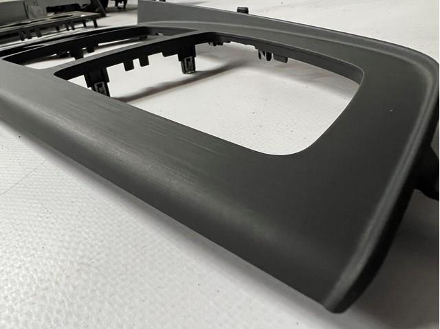 Декоративна накладка центральної консолі 8W1864241A VAG