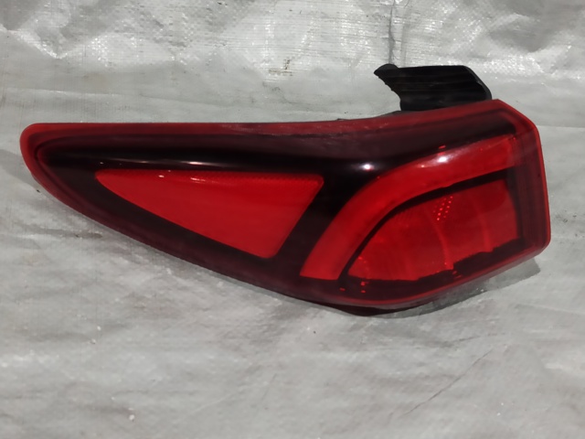 Задня ліва зовнішня фара 92401J9600 HYUNDAI