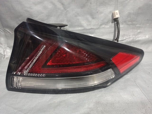 Фара задня права зовнішня 92402G2200 HYUNDAI