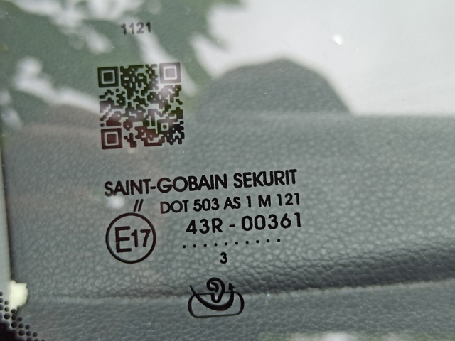 Переднє скло GS3260D11S SEKURIT