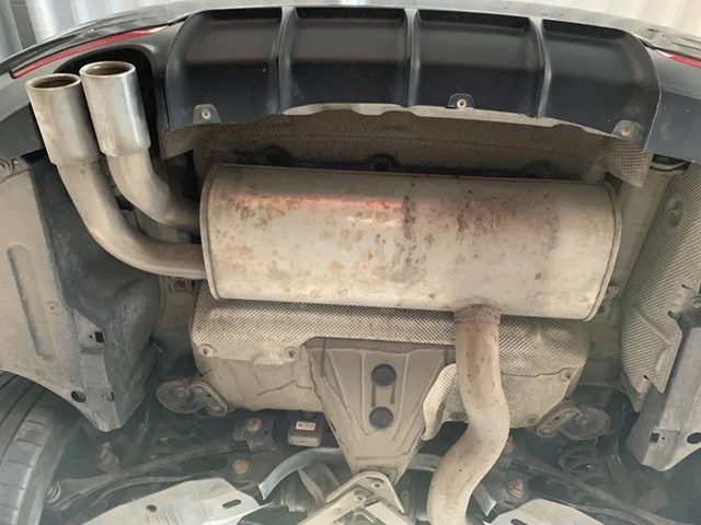 Вихлоп 18308518674 BMW