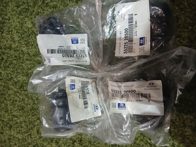 Сайлентблок заднього поперечного важеля 5522526500 HYUNDAI