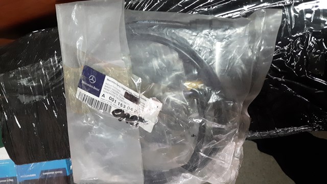 Датчик положення (оборотів) коленвалу A0011530420 MERCEDES