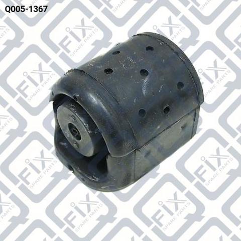 Сайлентблок переднього нижнього важеля Q0051367 Q-FIX