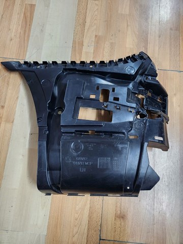 Кронштейн бампера заднього, лівий 51127357147 BMW