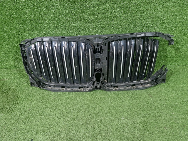 Решітка радіатора 51745A29C42 BMW