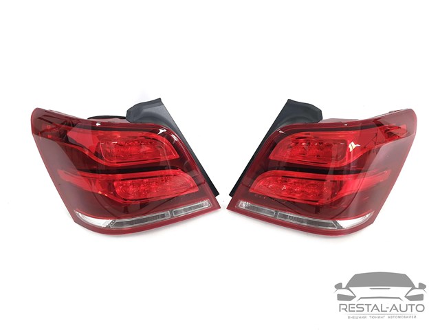 Задні ліхтарі A2049065903 MERCEDES