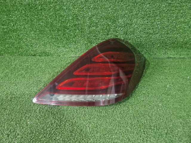 Ліхтар задній правий A2229065501 MERCEDES
