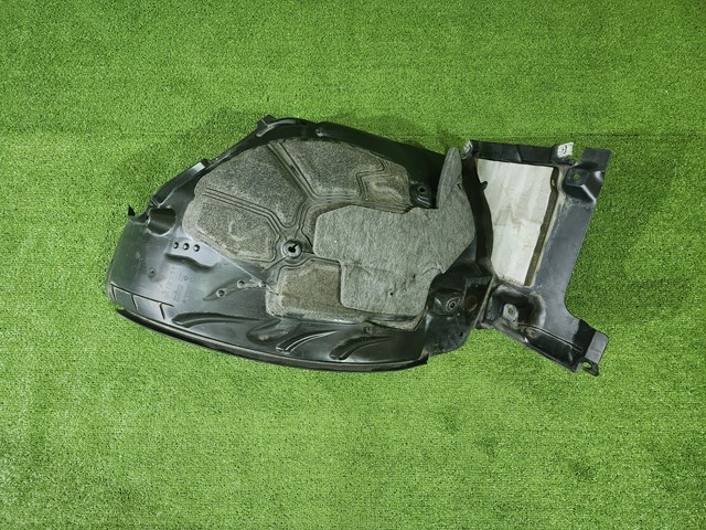 Підкрилок переднього крила, лівий задній A2236900300 MERCEDES