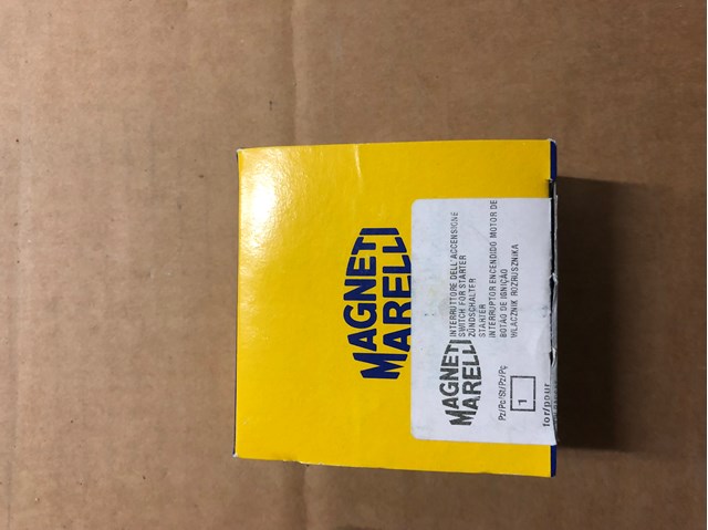 Кінцевий вимикач замку запалювання 000050036010 MAGNETI MARELLI