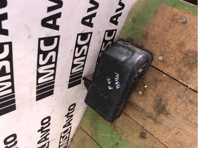 Повітроприймач 13717577470 BMW