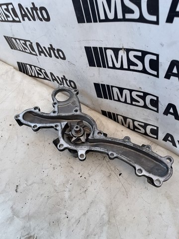 Помпа охолодження 1610039435 TOYOTA