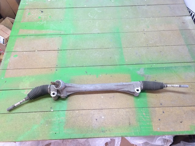 Рейковий рульовий механізм 4551042170 TOYOTA