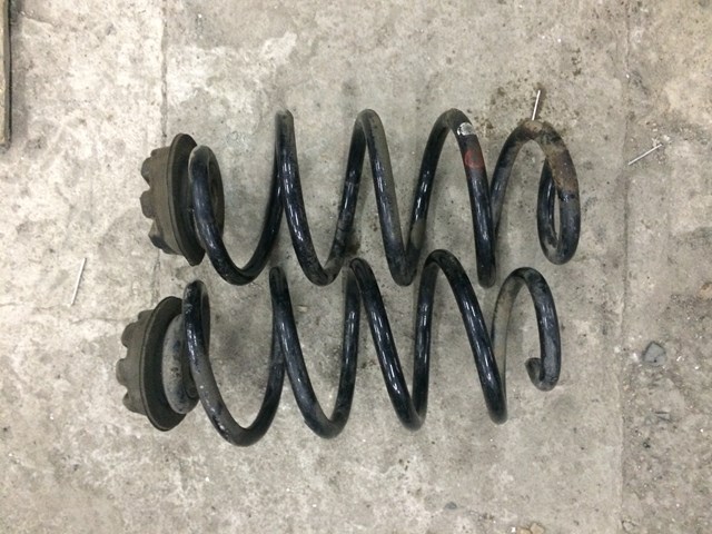 Пружина задня 550201KA0D NISSAN