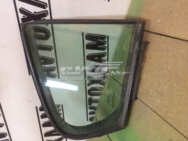 Скло-кватирка двері, задній, правій 6812305090 TOYOTA