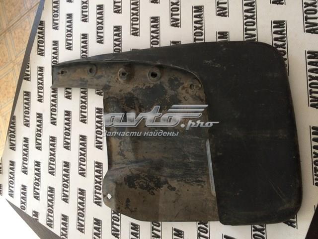 Бризковики передній, правий 7662160180 TOYOTA