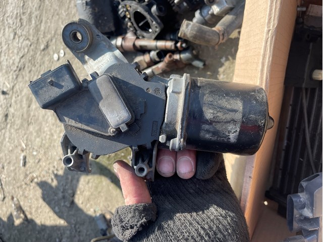 Мотор склоочисника передній 7701054828 RENAULT
