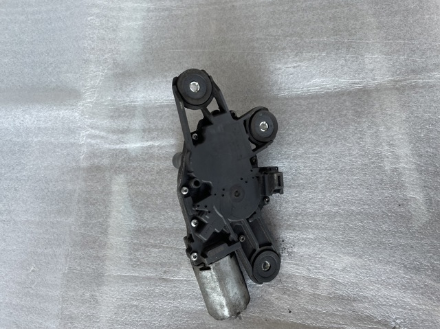 Моторчик заднього двірника 8V4117K441AC FORD