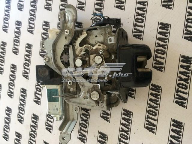 Замок задніх дверей 905520AQ000 NISSAN