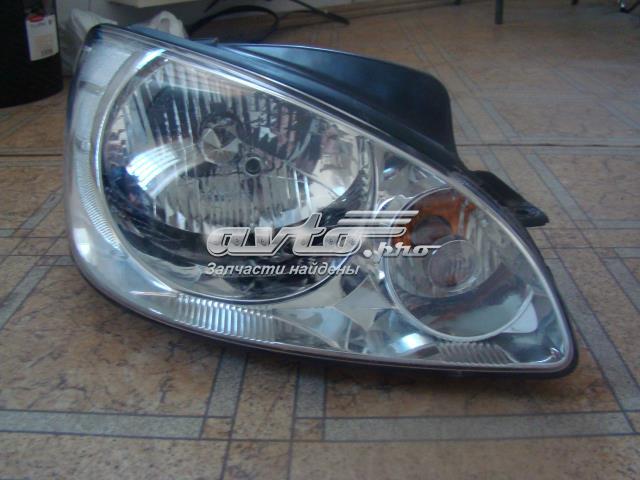 Фара передня права 921021C500 HYUNDAI