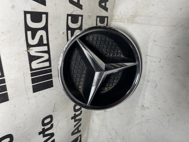 Облицювання радіатора A2188880060 MERCEDES