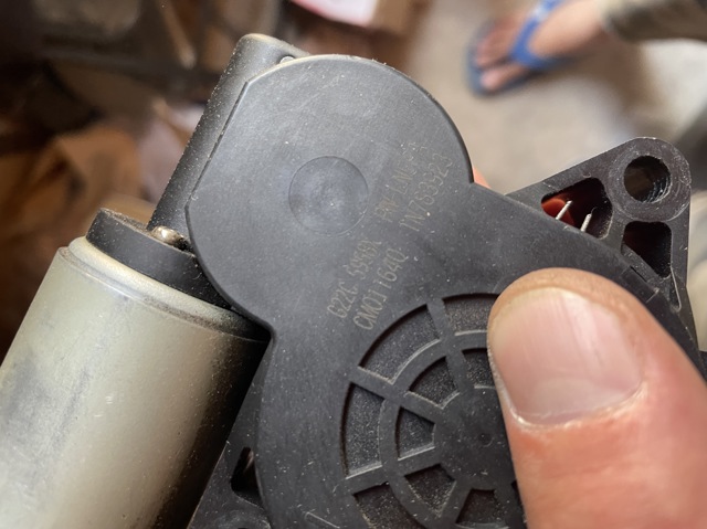Двигун стеклопод'емника двері задньої G22C5958X MAZDA
