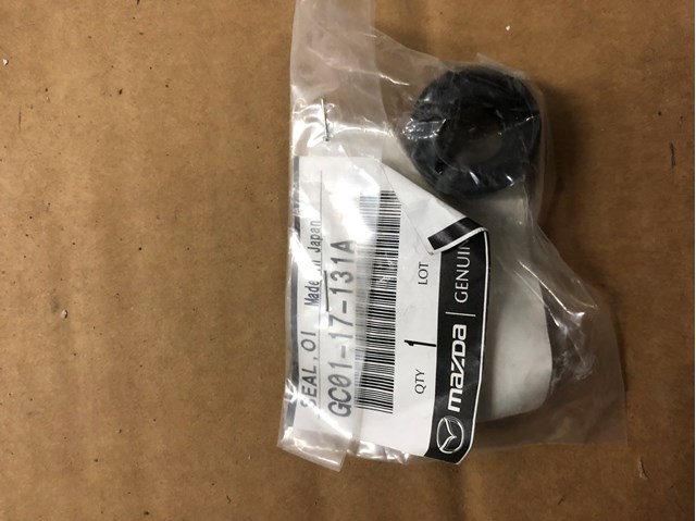 Сальник коробки передач GC0117131A MAZDA