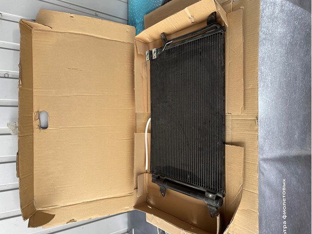 Трубопроводи і радіатор кондиціонера KTT110475 THERMOTEC